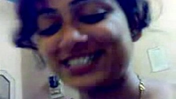 Hot-Mallu-Aunty-With-Brother-in-Law