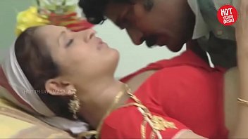 Indian-wife-romanced