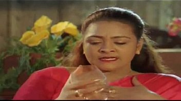 Mallu-Actress-Shakeela-Hot-Romance-With-Servent-In-Midnight