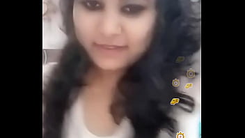 Sona-bhabhi-live-video-chat-with-bigo-viewers