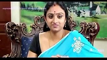 Telugu-character-actress-Waheeda-in-anagarikam